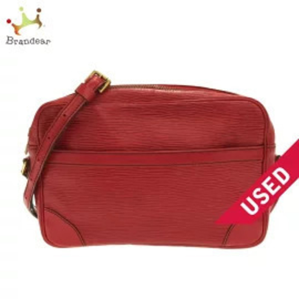 LOUIS VUITTON Trocadero Shoulder Bag Castilian Red Leather
